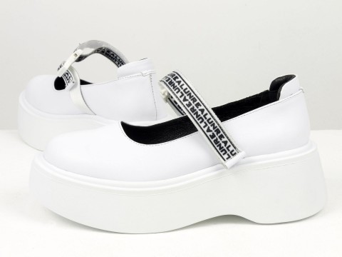 Туфлі з італійської шкіри білого кольору на потовщеній білій  підошві, Т-2117-06